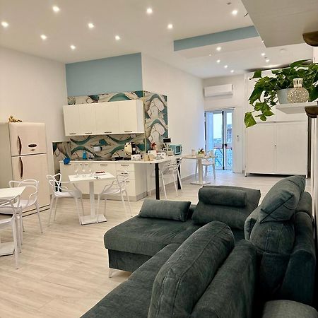 Gloves Rooms Napoli Ngoại thất bức ảnh