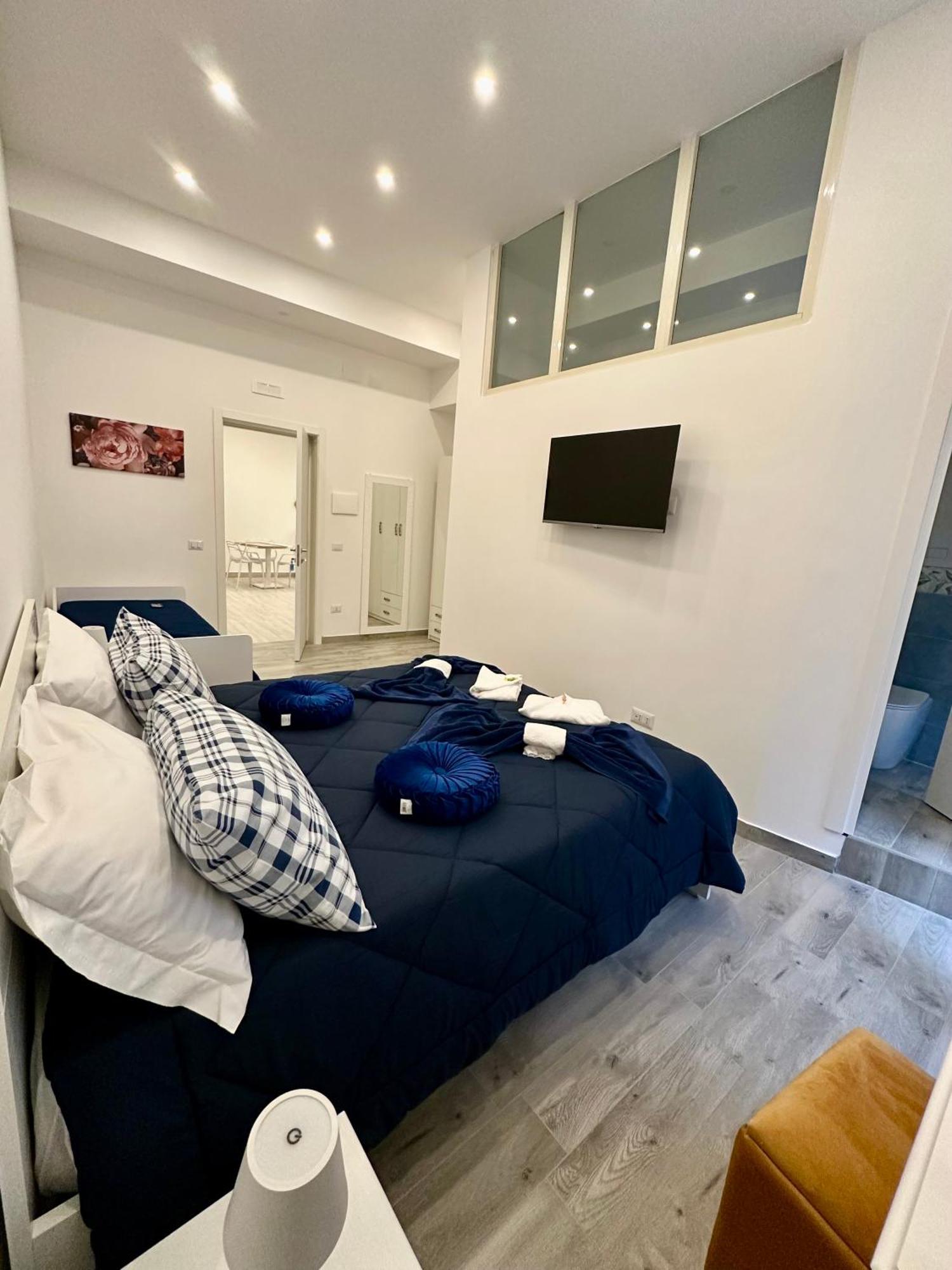Gloves Rooms Napoli Ngoại thất bức ảnh